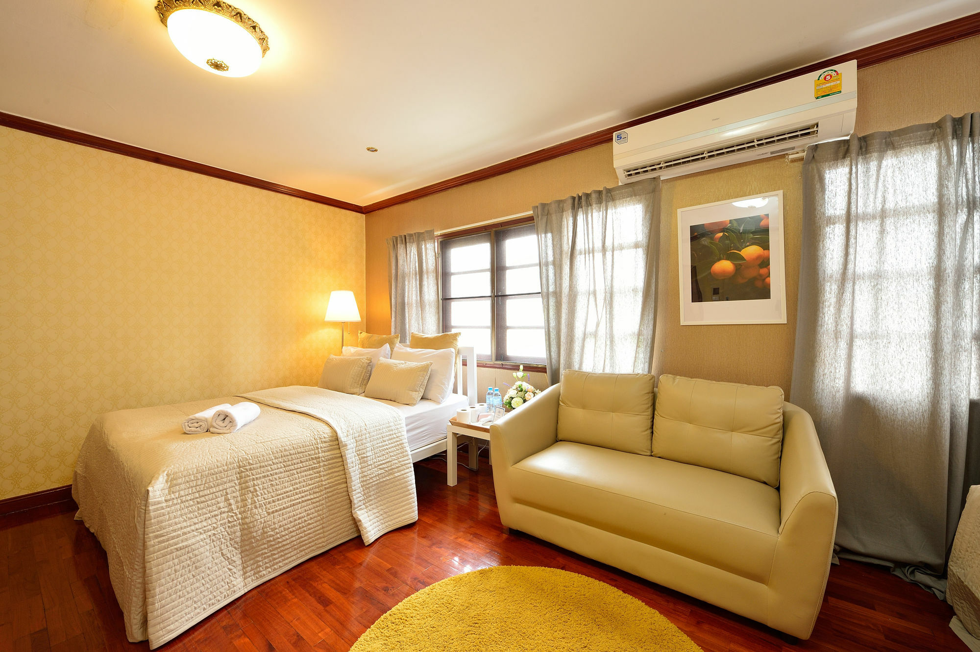 Lost And Found Bed And Breakfast Банкок Екстериор снимка