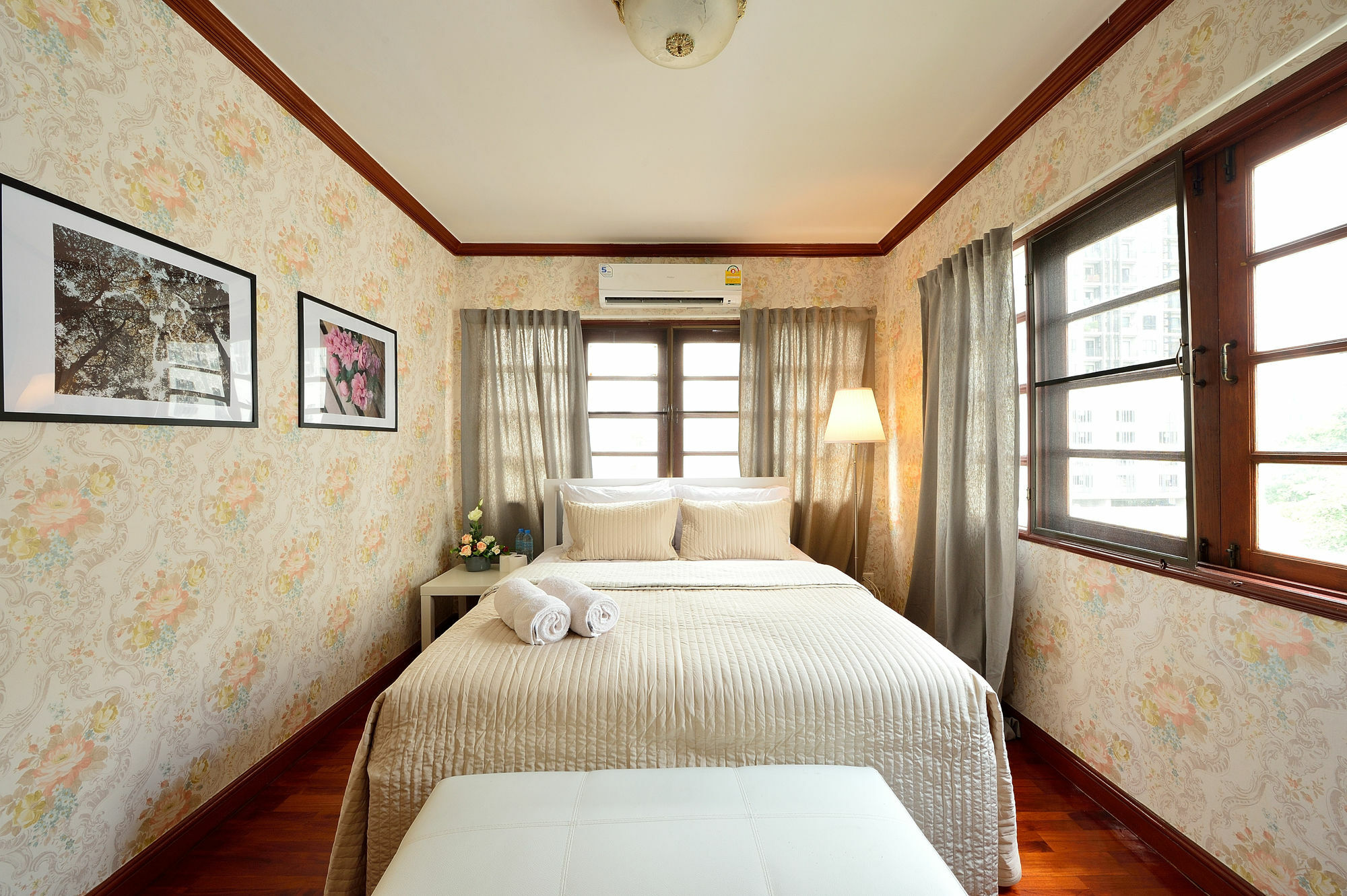 Lost And Found Bed And Breakfast Банкок Екстериор снимка